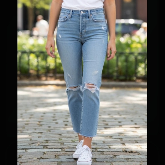 Levi's Wedgie Straight Raw-Edge Distressed - Picture 1 of 15